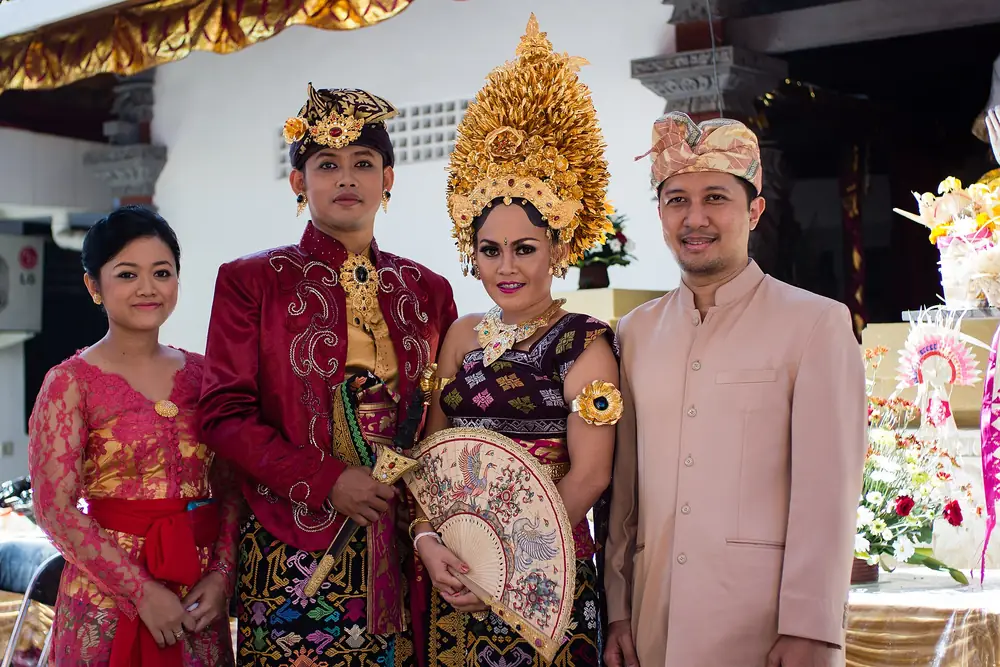 Bali Hindu wedding party in traditional dress